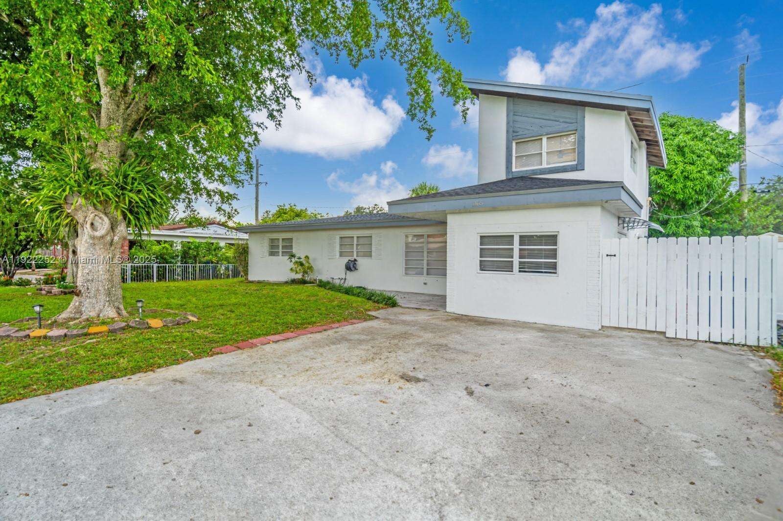 Pompano Beach | 1165 4th Ter N/A | Picture 2