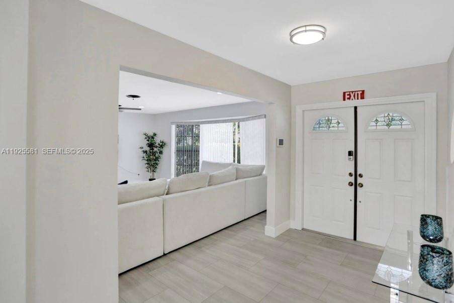 Hollywood | 5500 Buchanan St N/A | Picture 16
