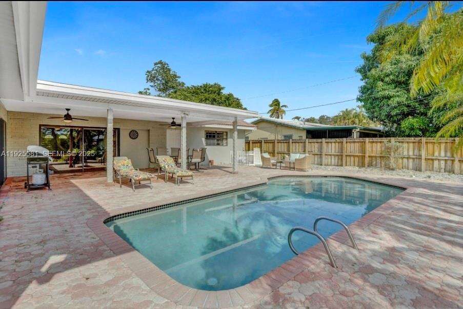 Hollywood | 5500 Buchanan St N/A | Picture 8