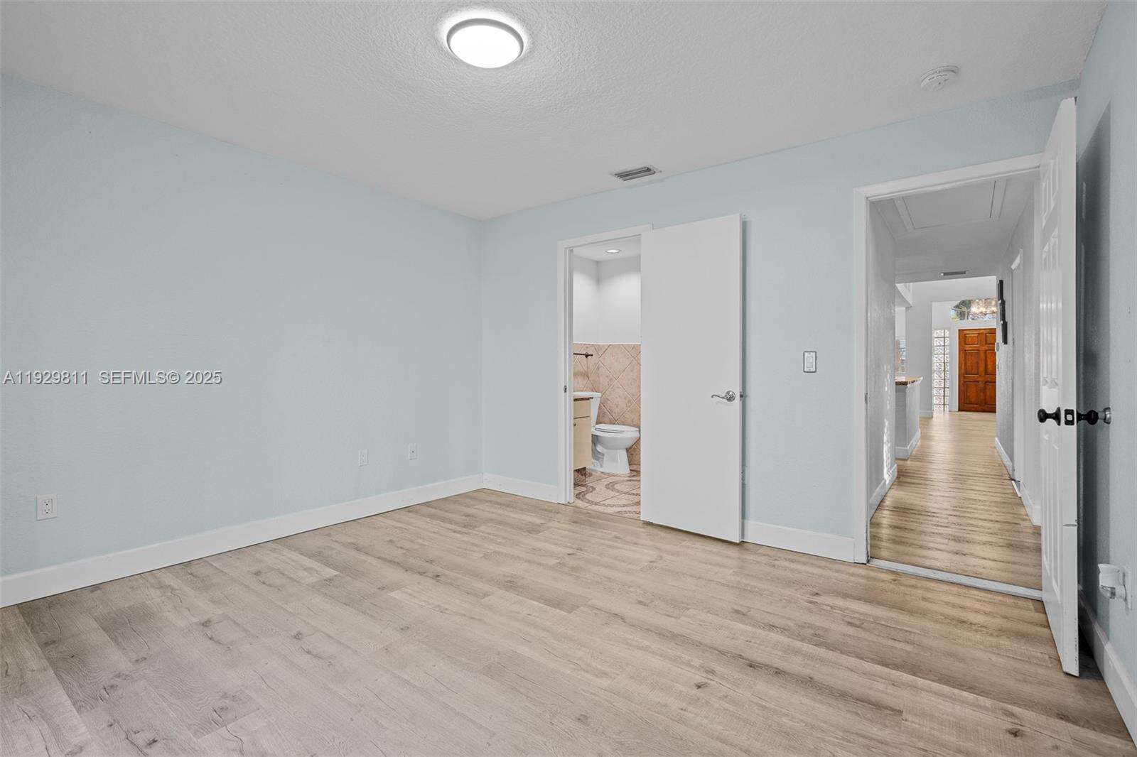 Hollywood | 1547 Harrison St N/A | Picture 29