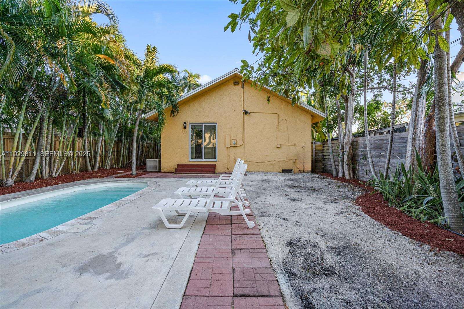 Hollywood | 1547 Harrison St N/A | Picture 37