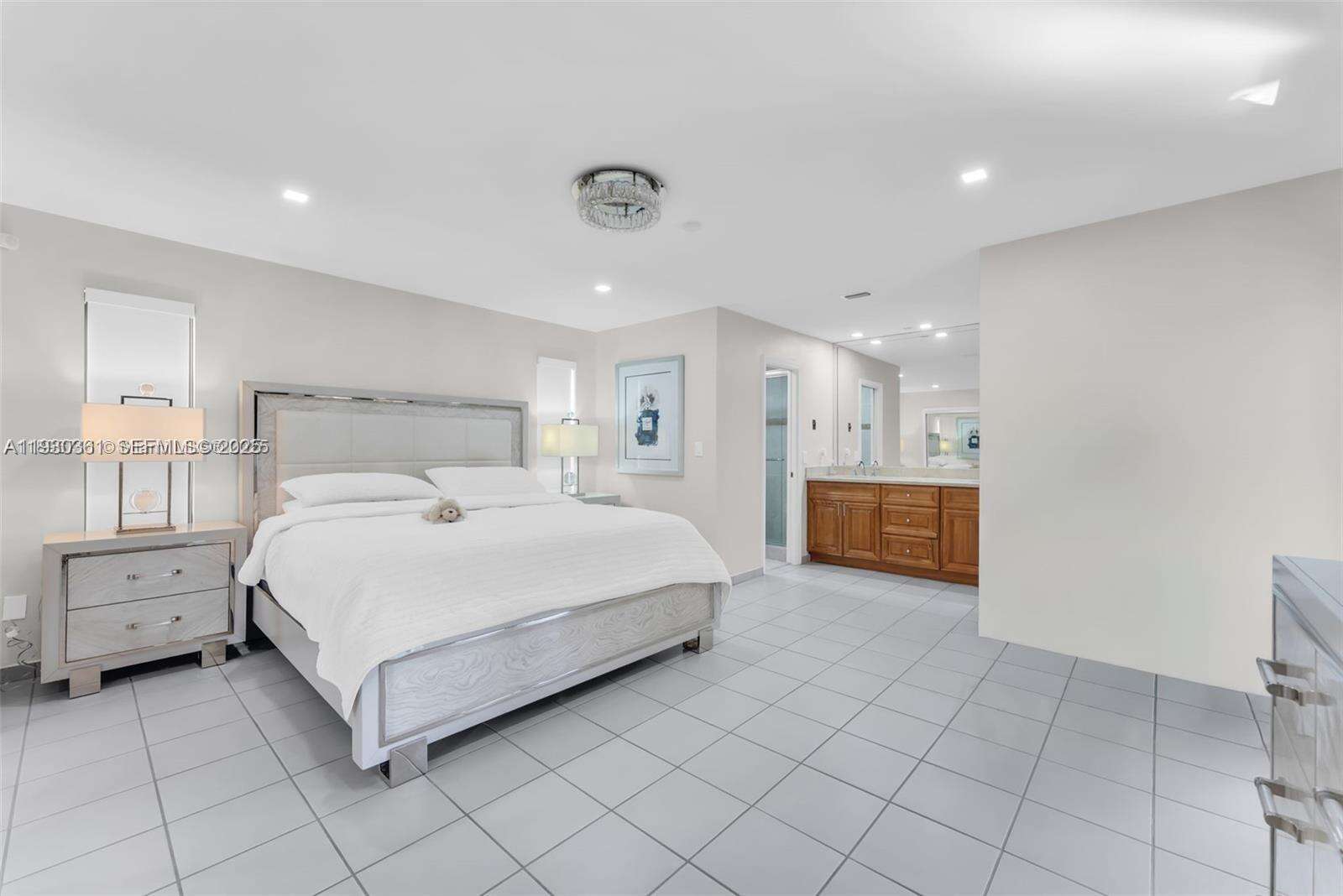 Miami | 1417 139 Ave N/A | Picture 11