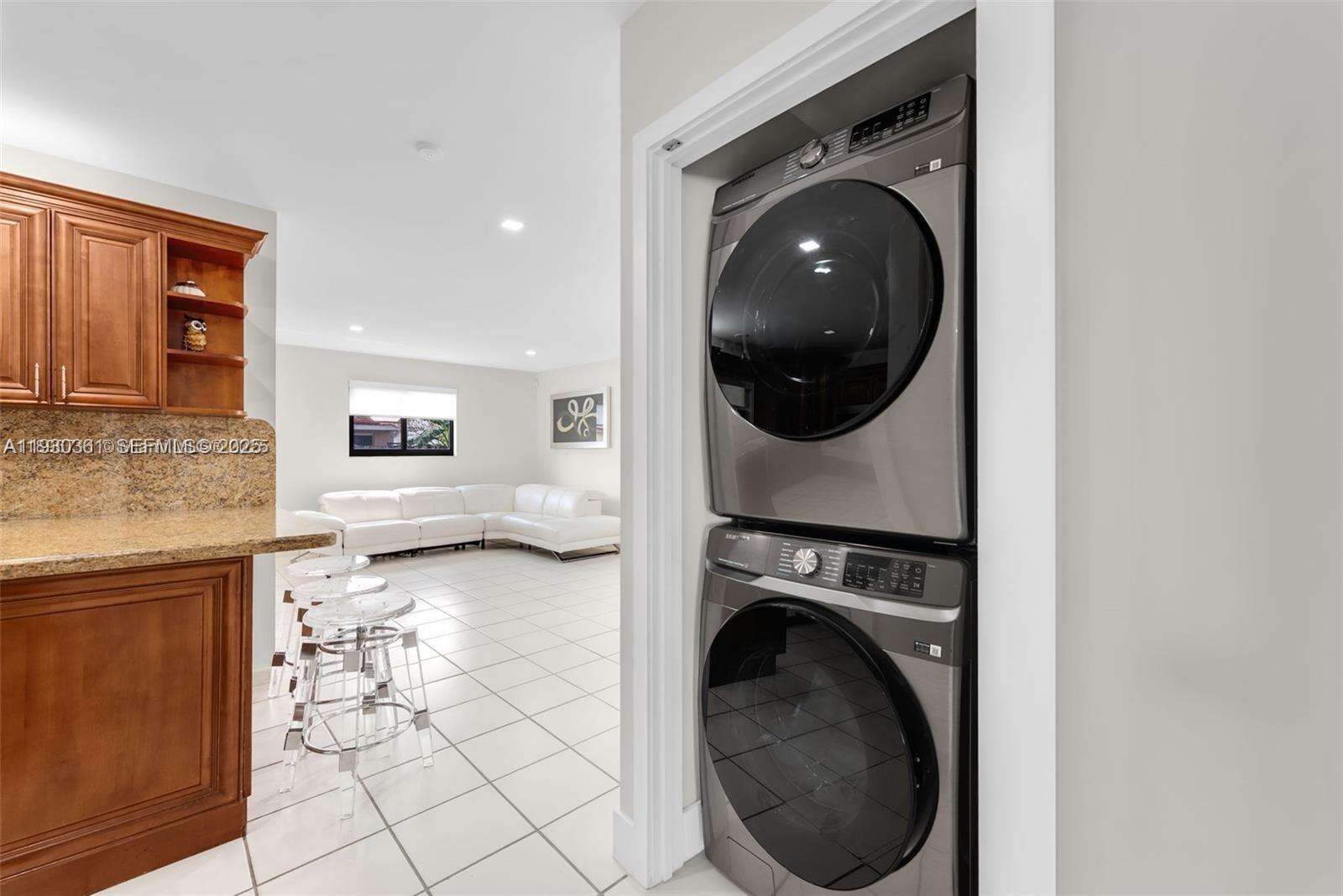 Miami | 1417 139 Ave N/A | Picture 23
