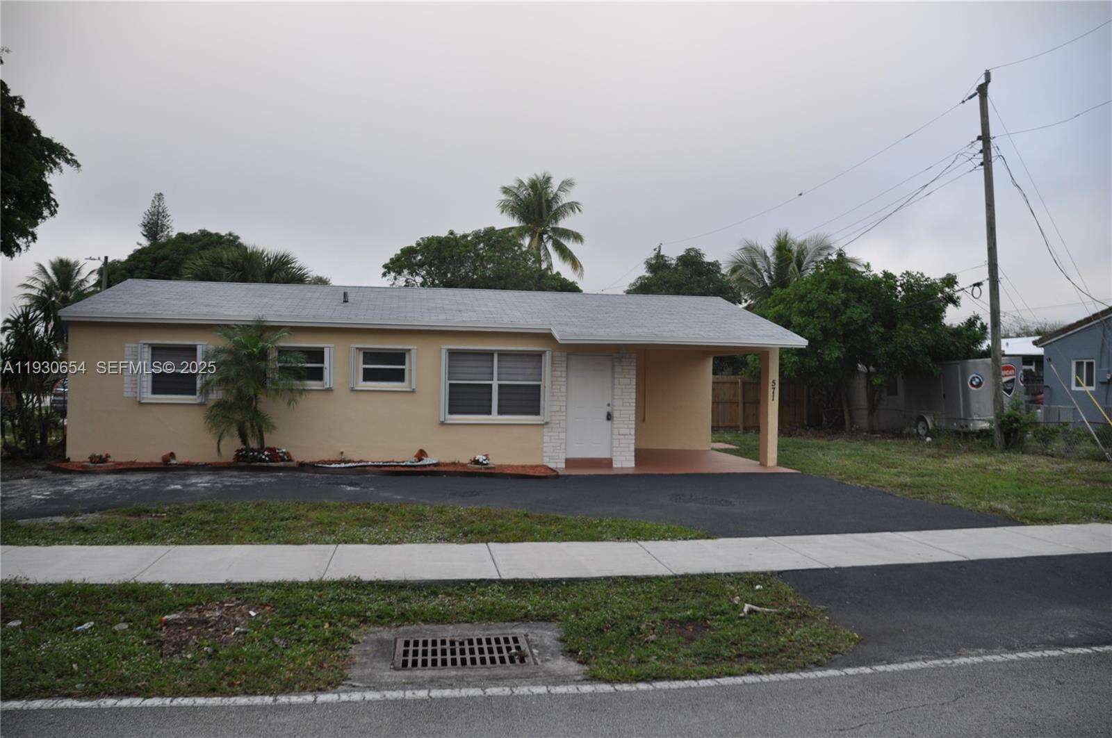 Oakland Park | 571 61st St N/A | Picture 1