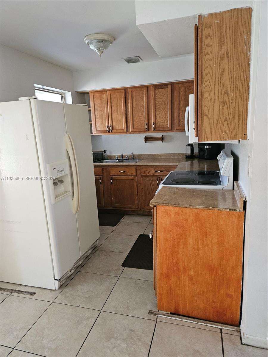 Margate | 1624 River Dr N/A | Picture 11