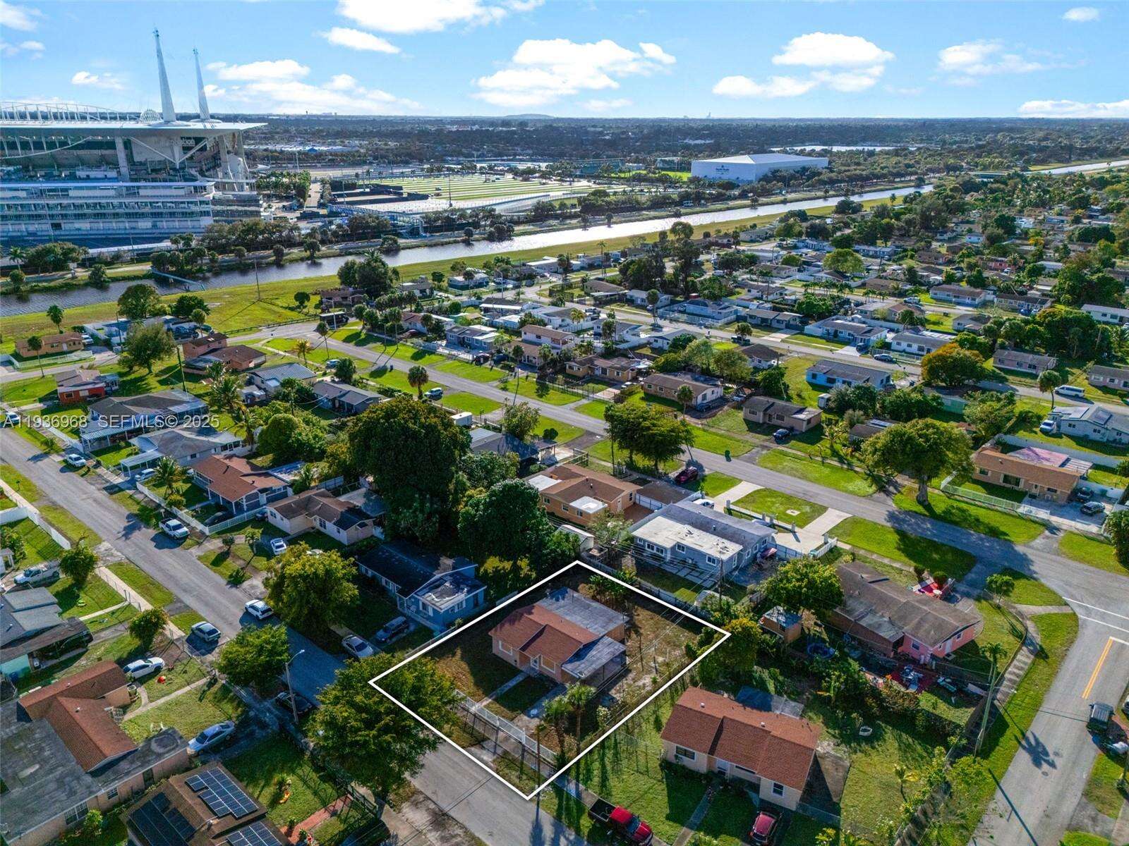 Miami Gardens | 20520 21st Ave N/A | Picture 43