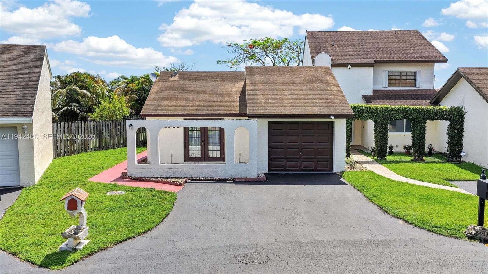 Miami | 6905 104th Ct N/A | Picture 1