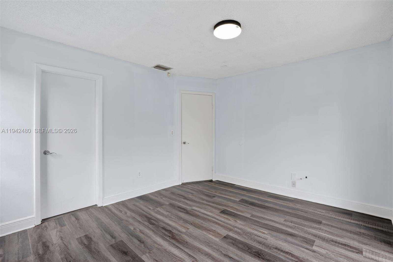 Miami | 6905 104th Ct N/A | Picture 25