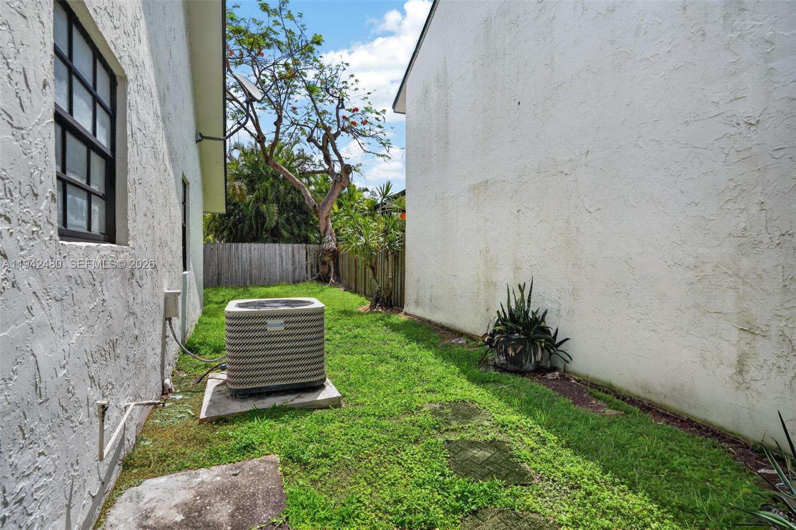 Miami | 6905 104th Ct N/A | Picture 34