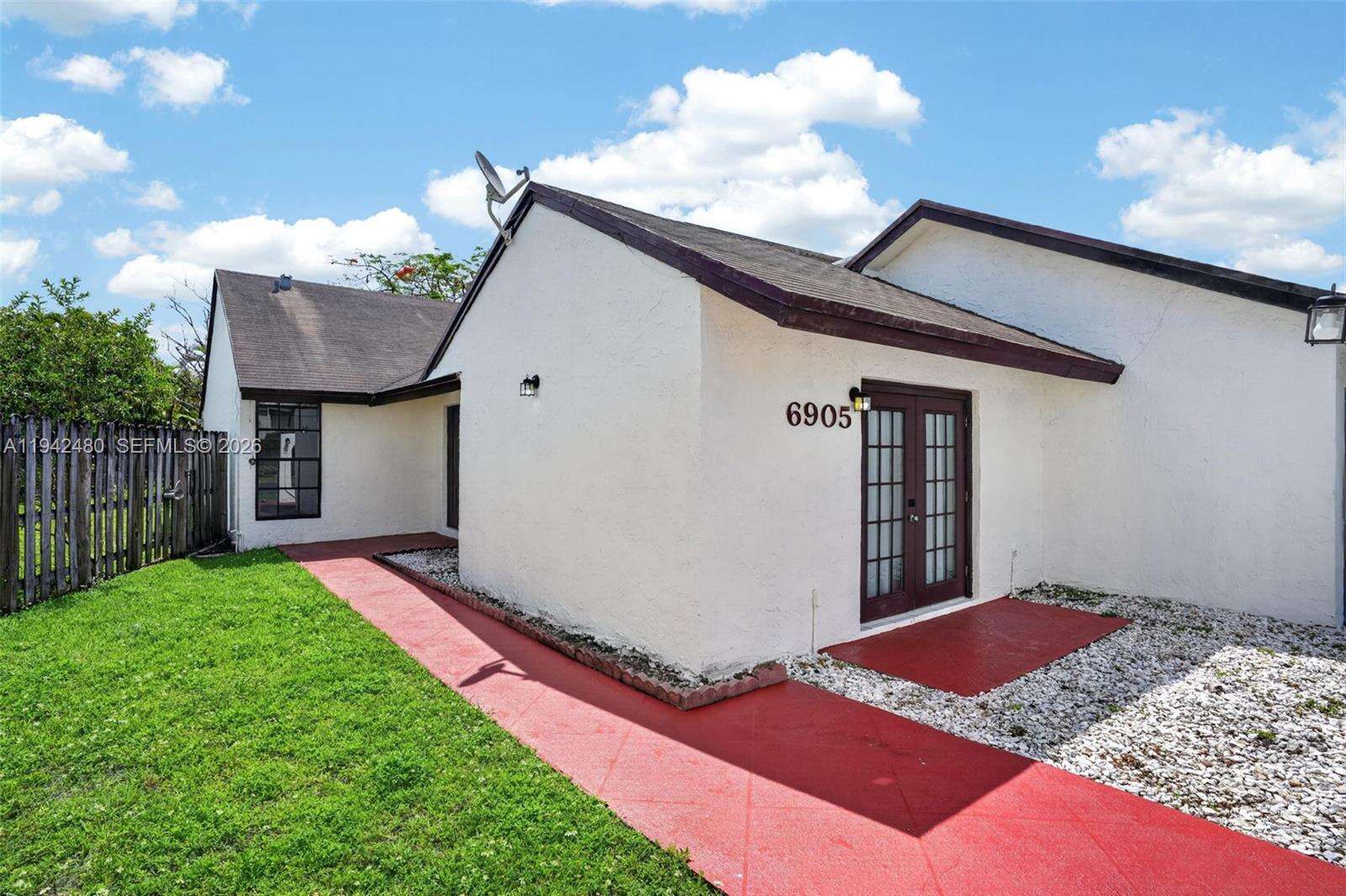 Miami | 6905 104th Ct N/A | Picture 5