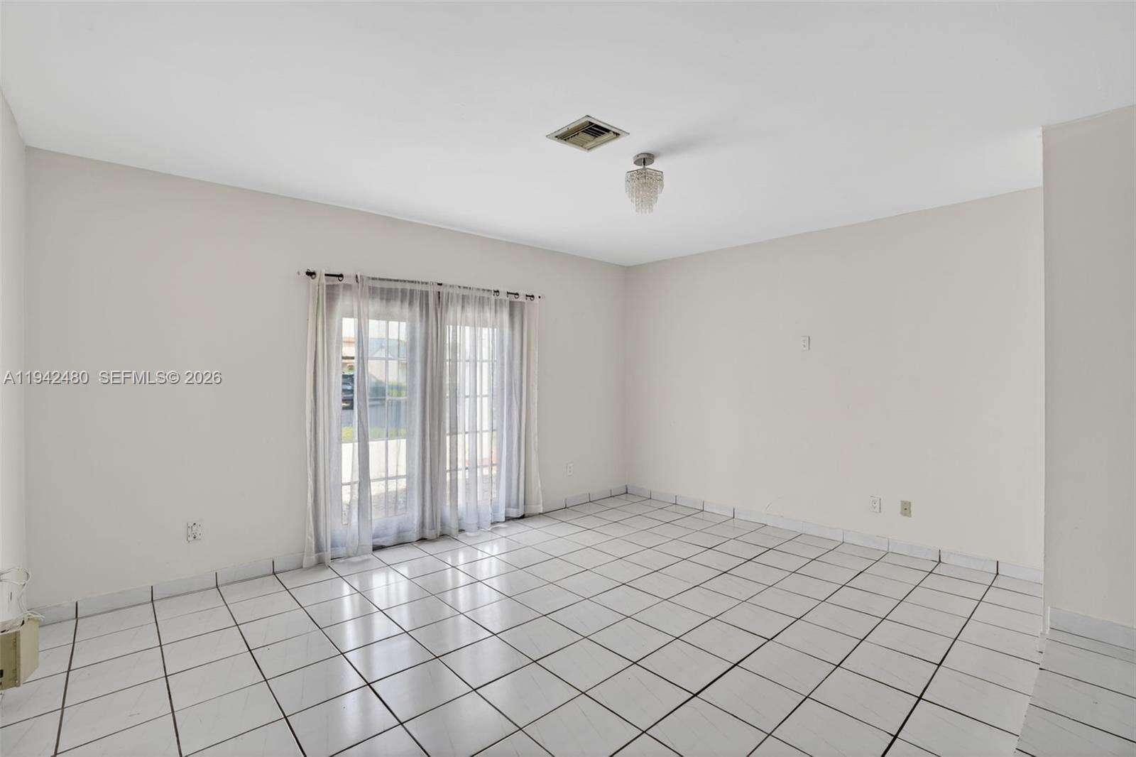 Miami | 6905 104th Ct N/A | Picture 10