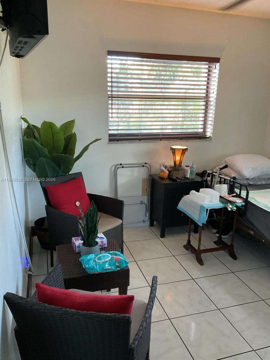 North Lauderdale | 6706 Inwood N/A | Picture 6
