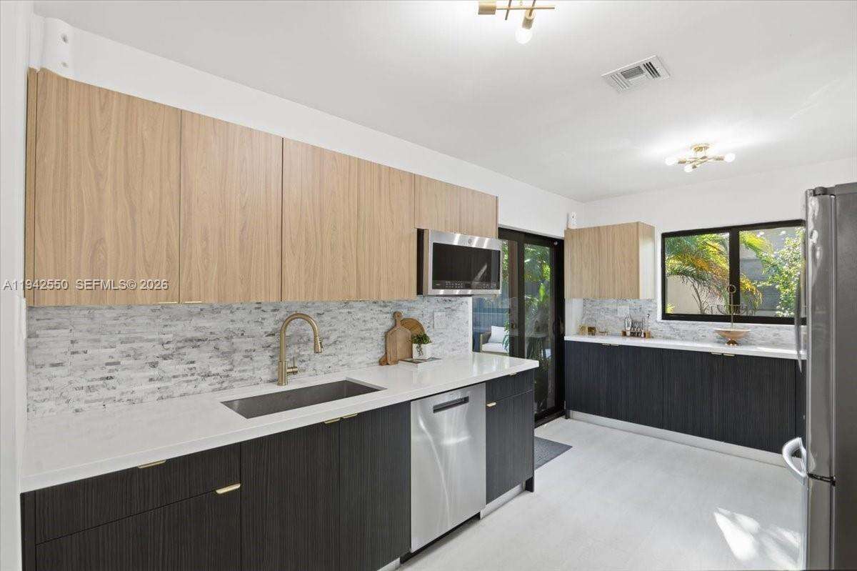 Oakland Park | 3958 19th Ave N/A | Picture 13