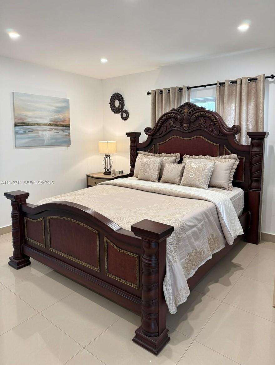 Miami | 2118 86th St N/A | Picture 6