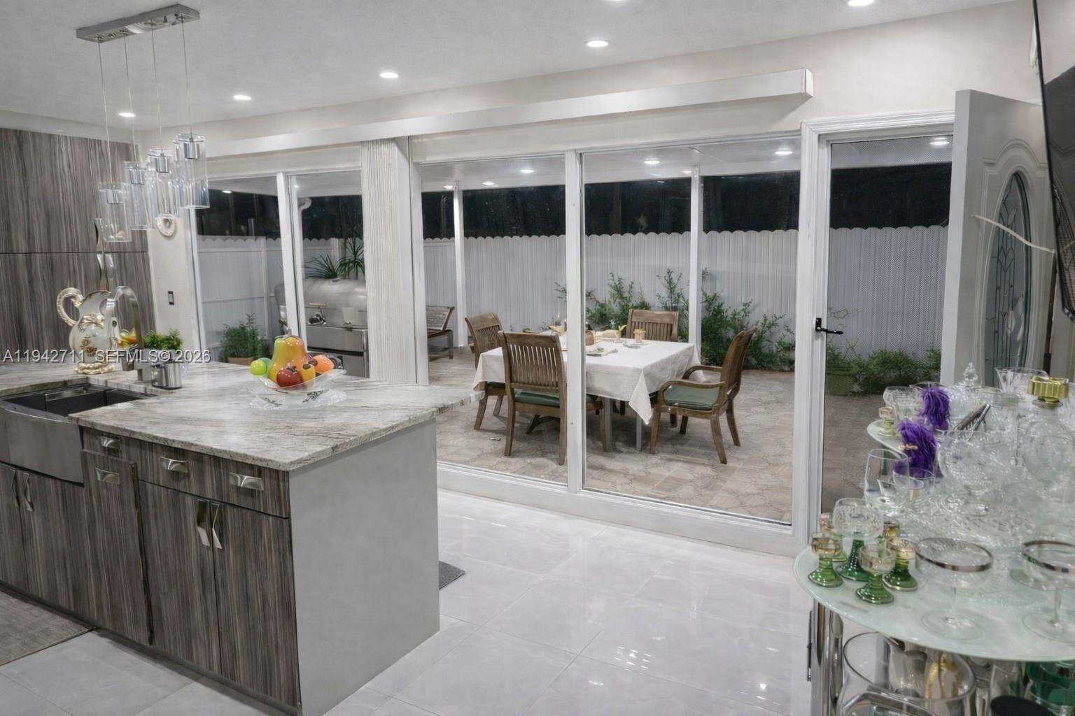 Miami | 2118 86th St N/A | Picture 8
