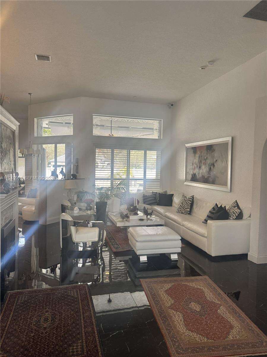 Pembroke Pines | 13707 21st St N/A | Picture 12