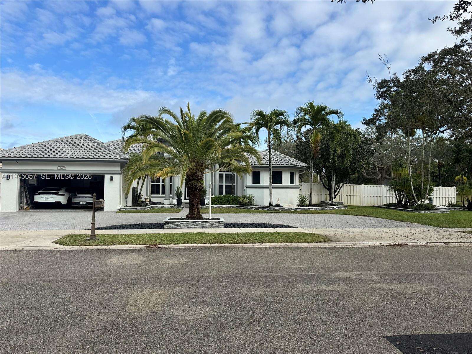 Pembroke Pines | 13707 21st St N/A | Picture 52