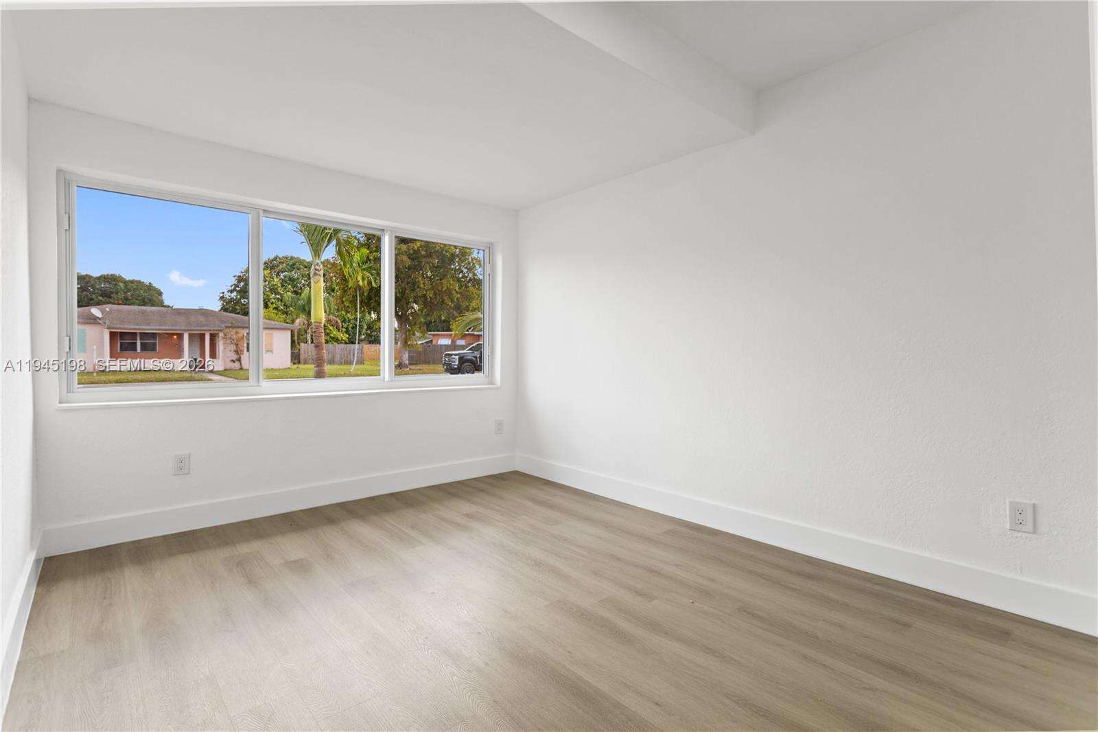 Miami | 13310 17th Pl N/A | Picture 27