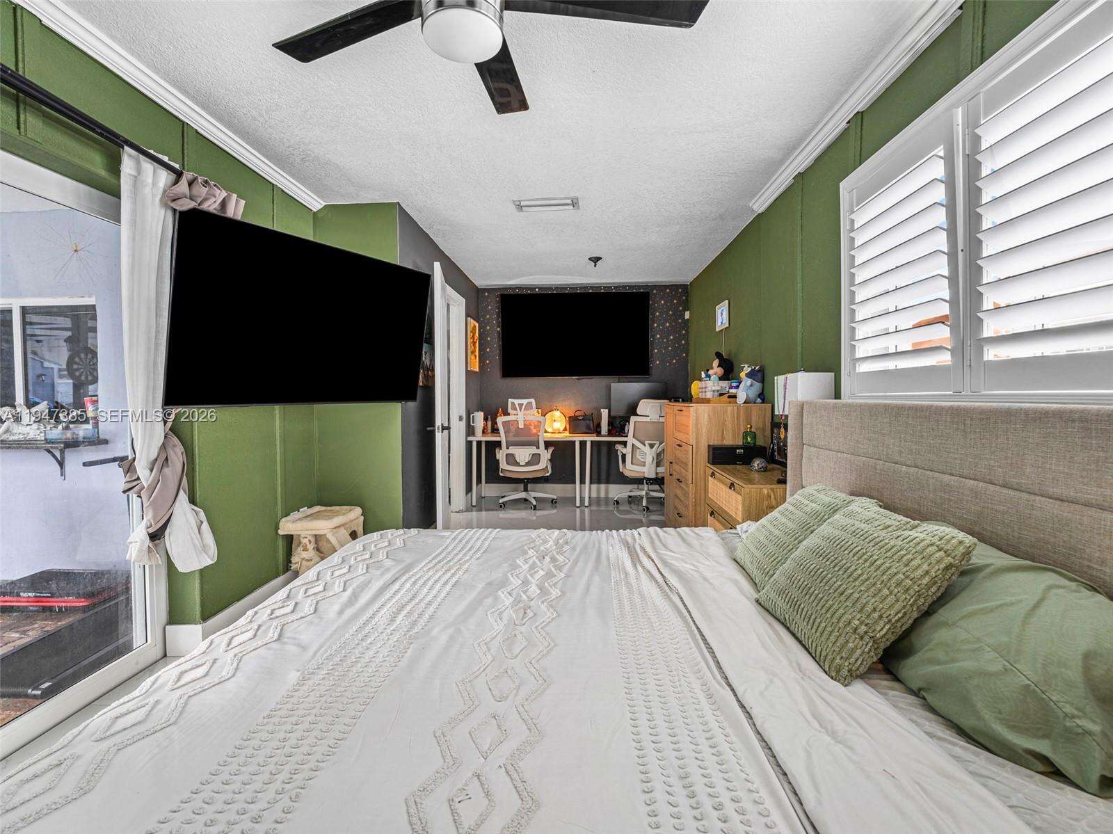 Sunrise | 2050 83rd Ave N/A | Picture 7