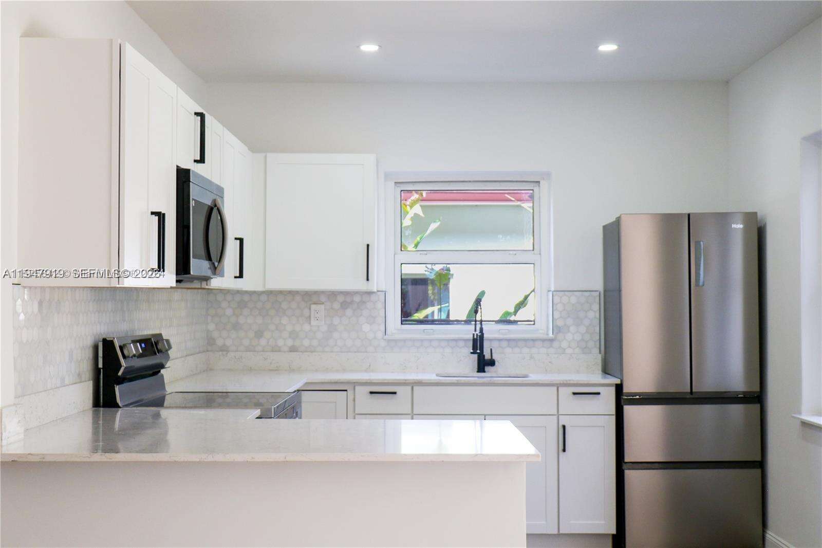 El Portal | 311 90th St N/A | Picture 7