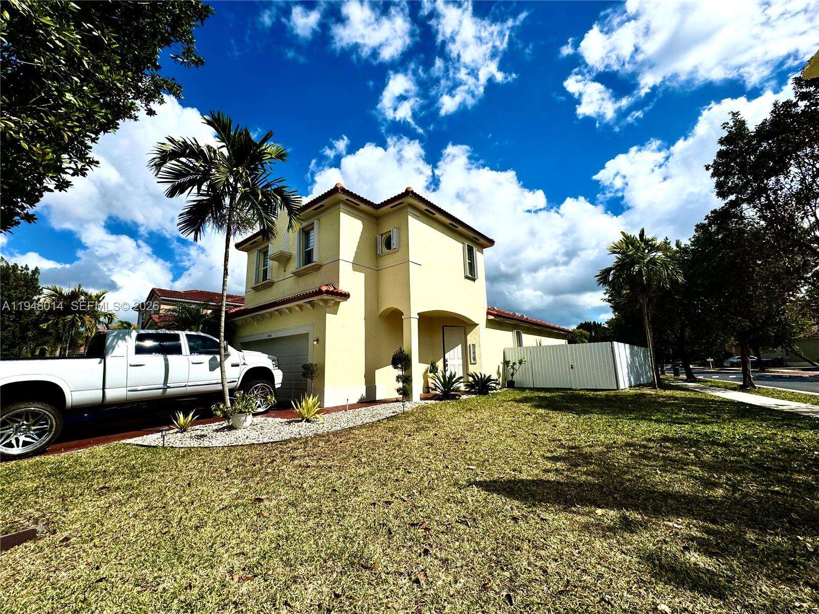 Homestead | 2101 37th Ter N/A | Picture 3
