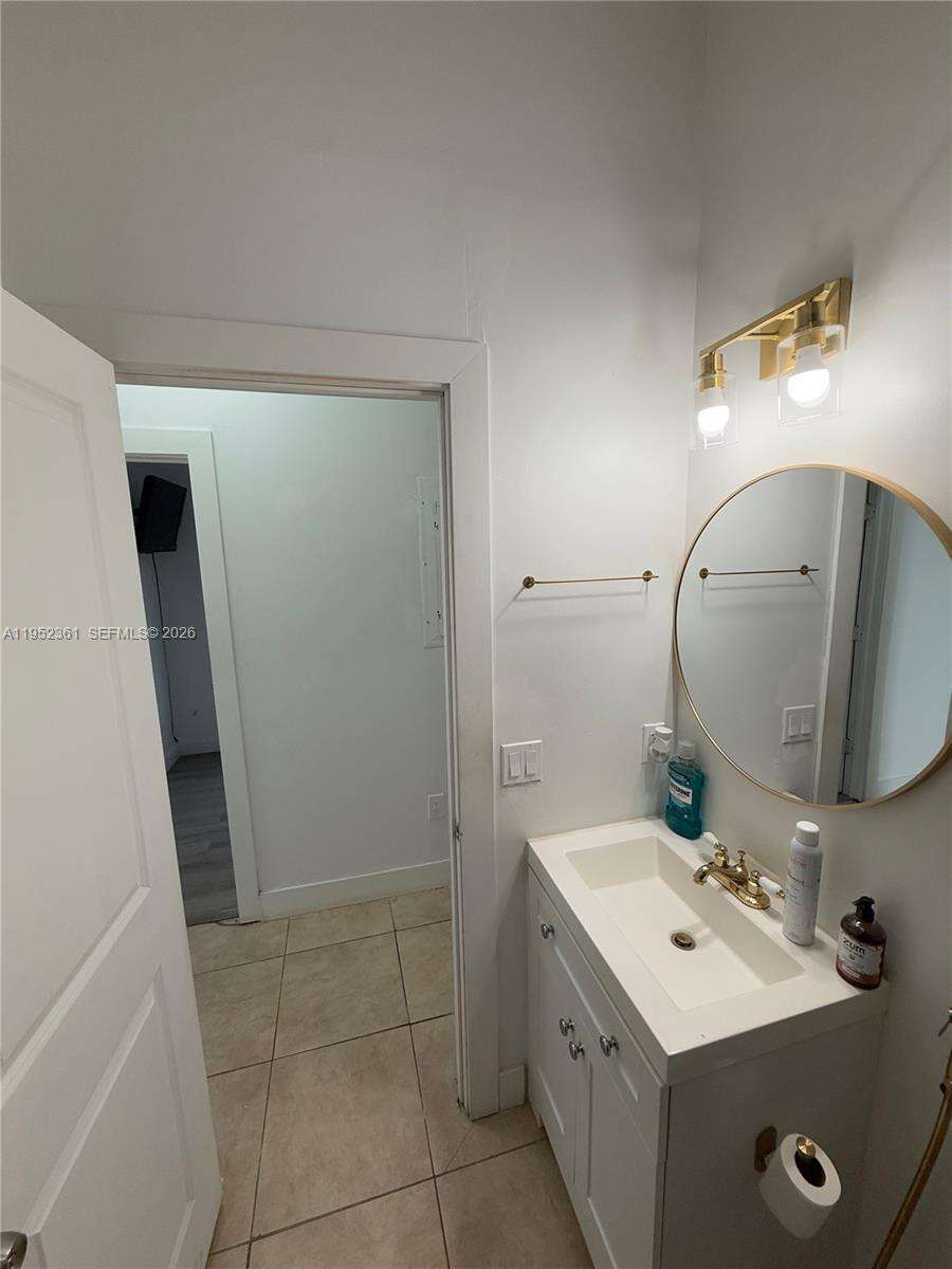 Miami | 12202 216th St N/A | Picture 14