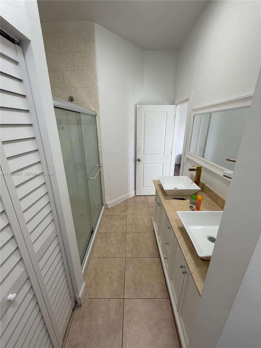 Miami | 12202 216th St N/A | Picture 25