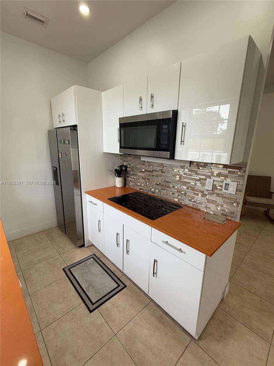 Miami | 12202 216th St N/A | Picture 8