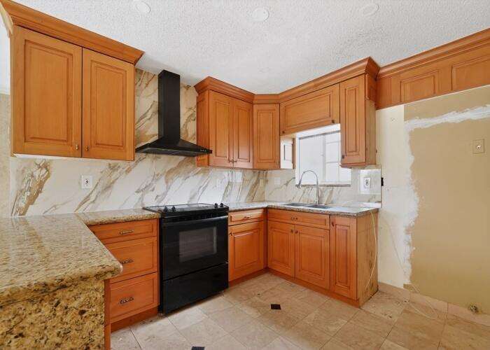 Miami | 18123 154th N/A | Picture 7