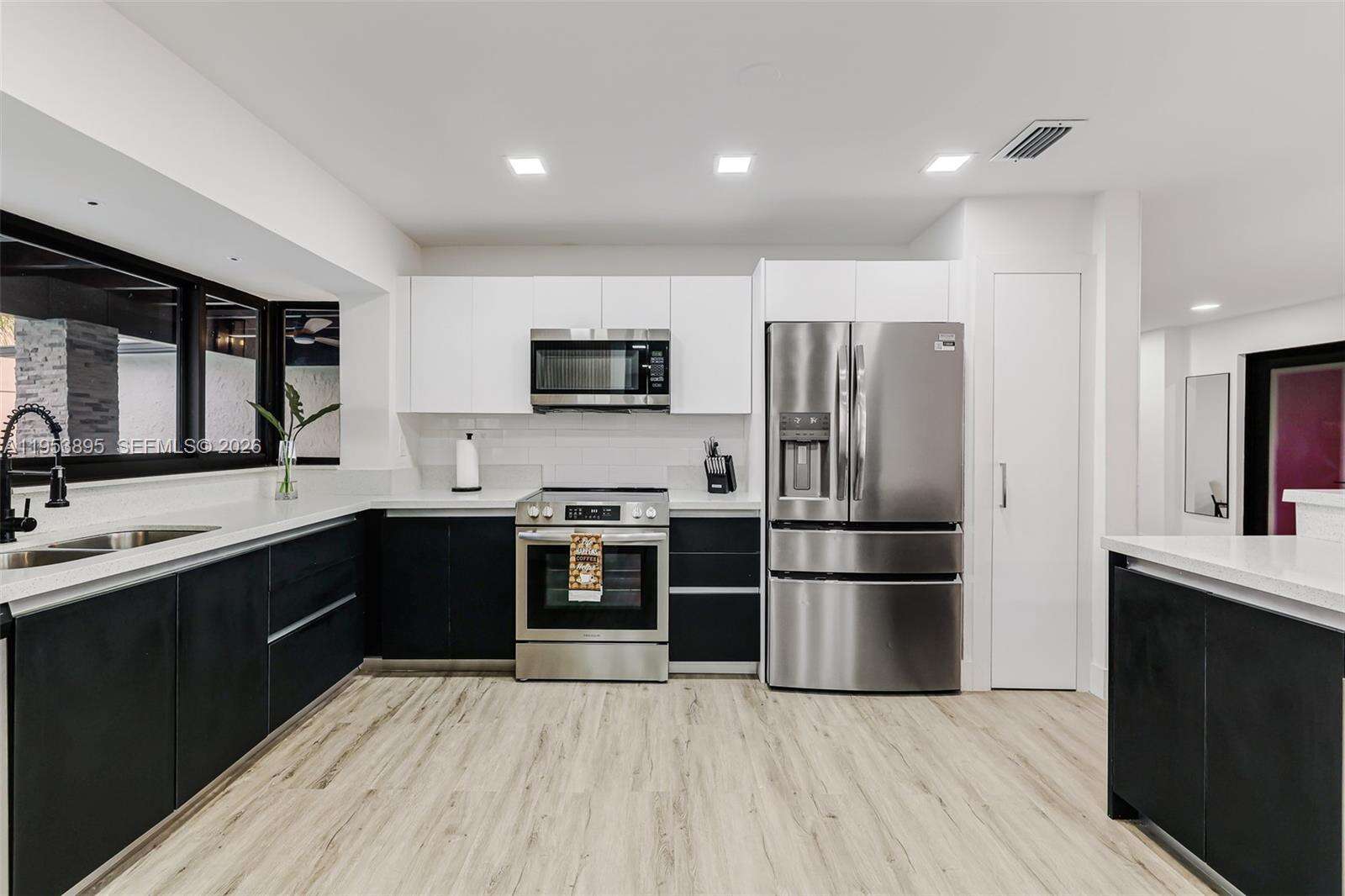 Miami | 10870 106th Ave N/A | Picture 6
