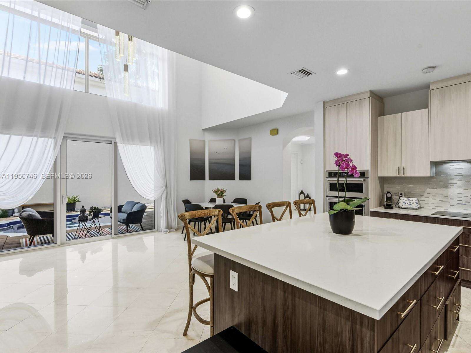 Sunny Isles Beach | 3960 194th Trl N/A | Picture 24