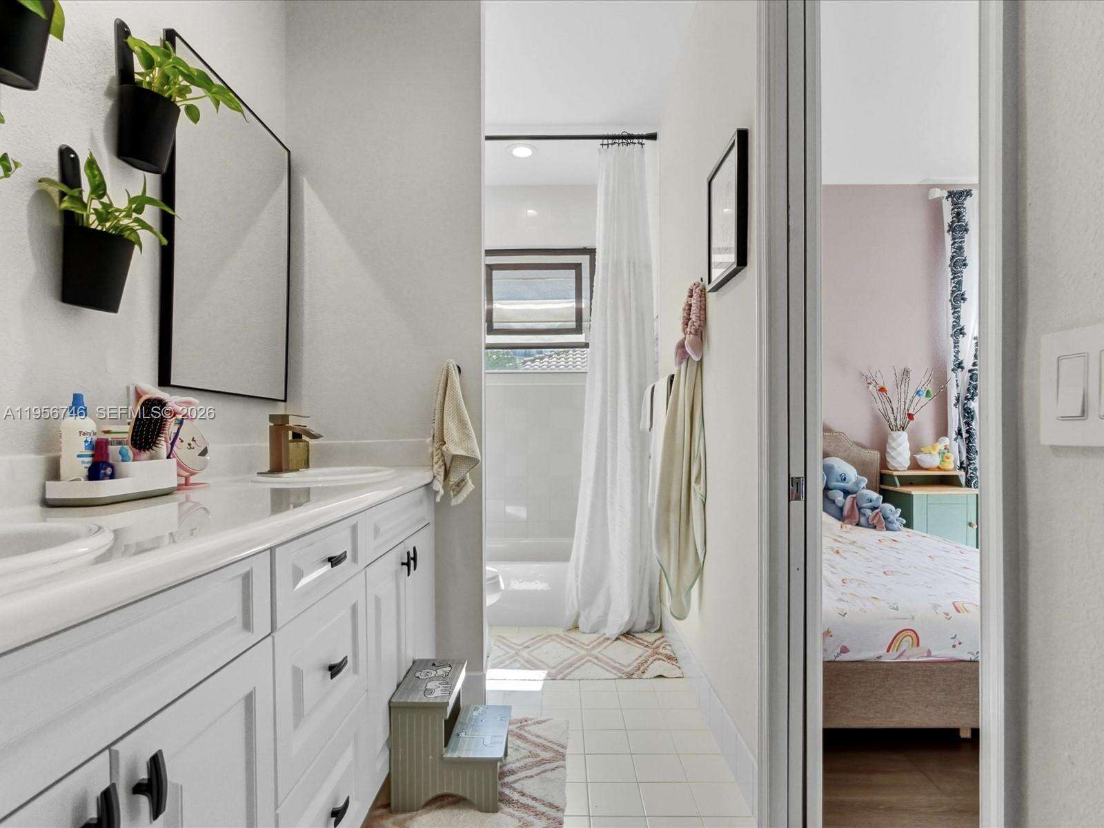 Sunny Isles Beach | 3960 194th Trl N/A | Picture 55