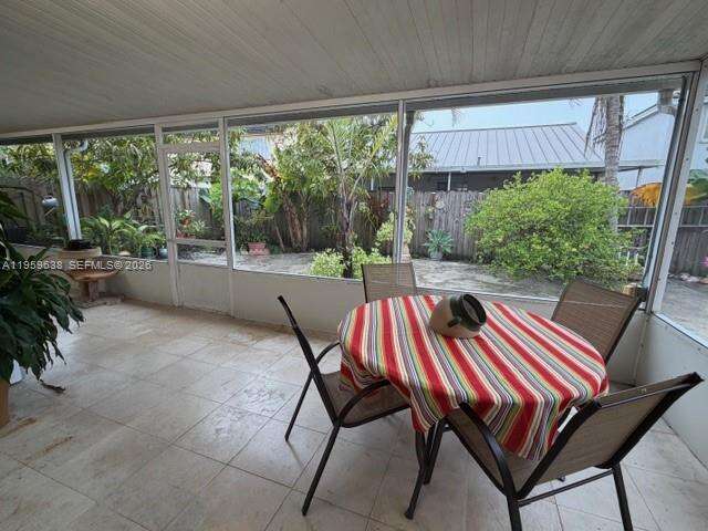 Miami | 7332 158th Ave N/A | Picture 14