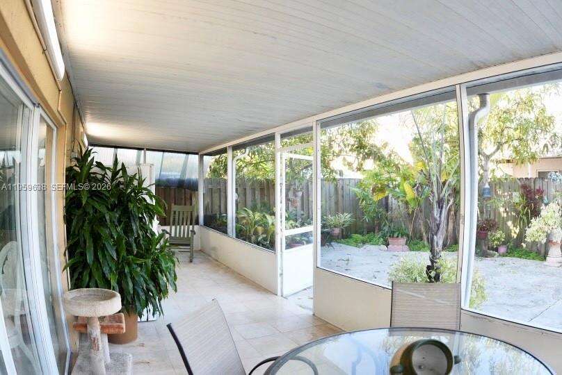 Miami | 7332 158th Ave N/A | Picture 15
