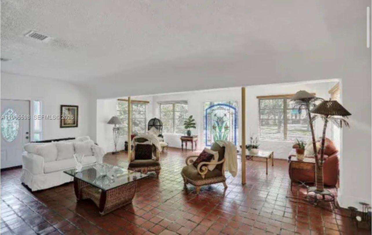 Coral Gables | 1107 Alhambra Cir N/A | Picture 3