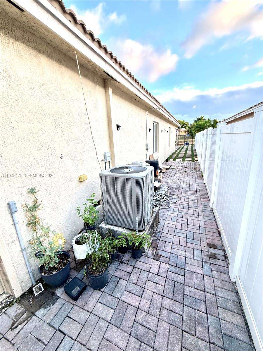 Miramar | 12718 47th St N/A | Picture 56