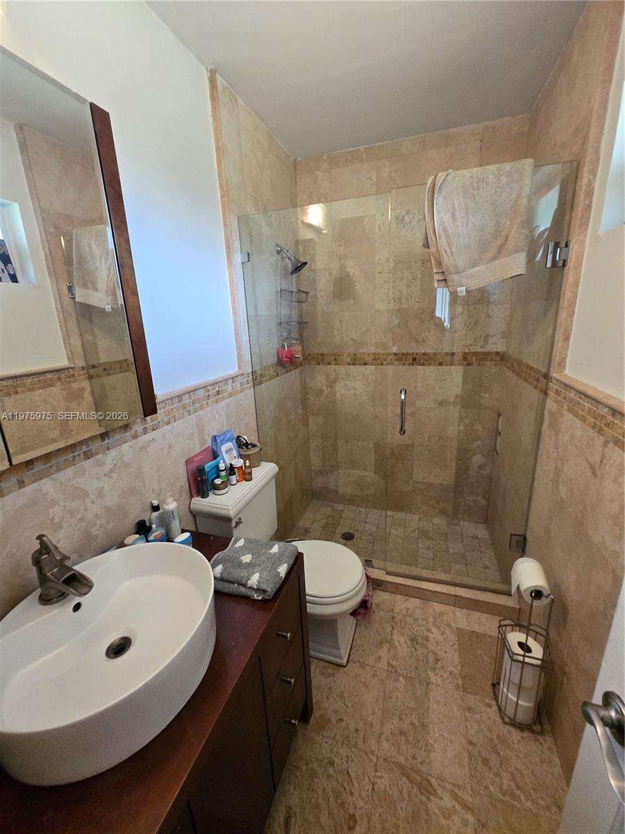 Miami | 8620 85th Ave N/A | Picture 24