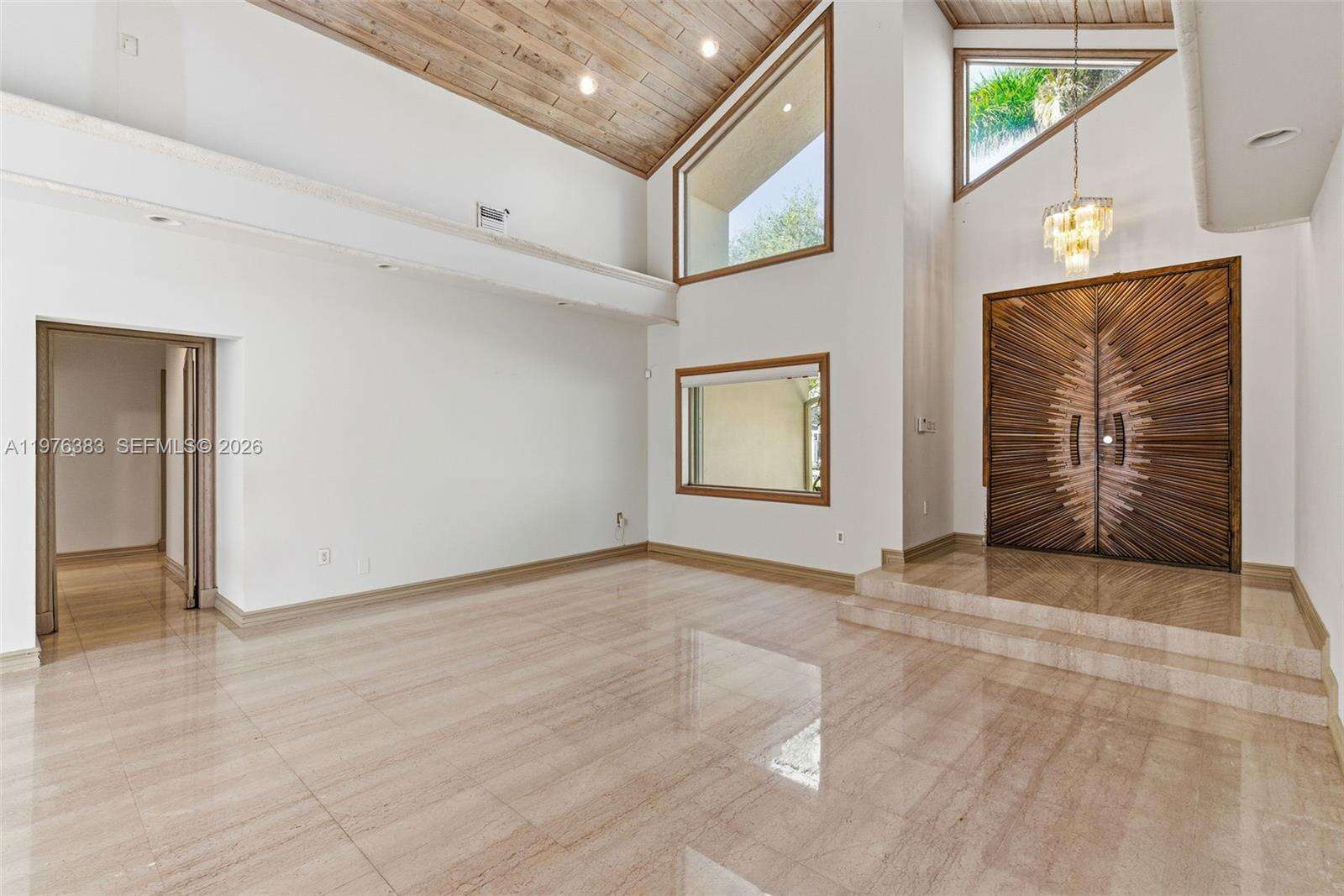 Miami | 9930 145th St N/A | Picture 12