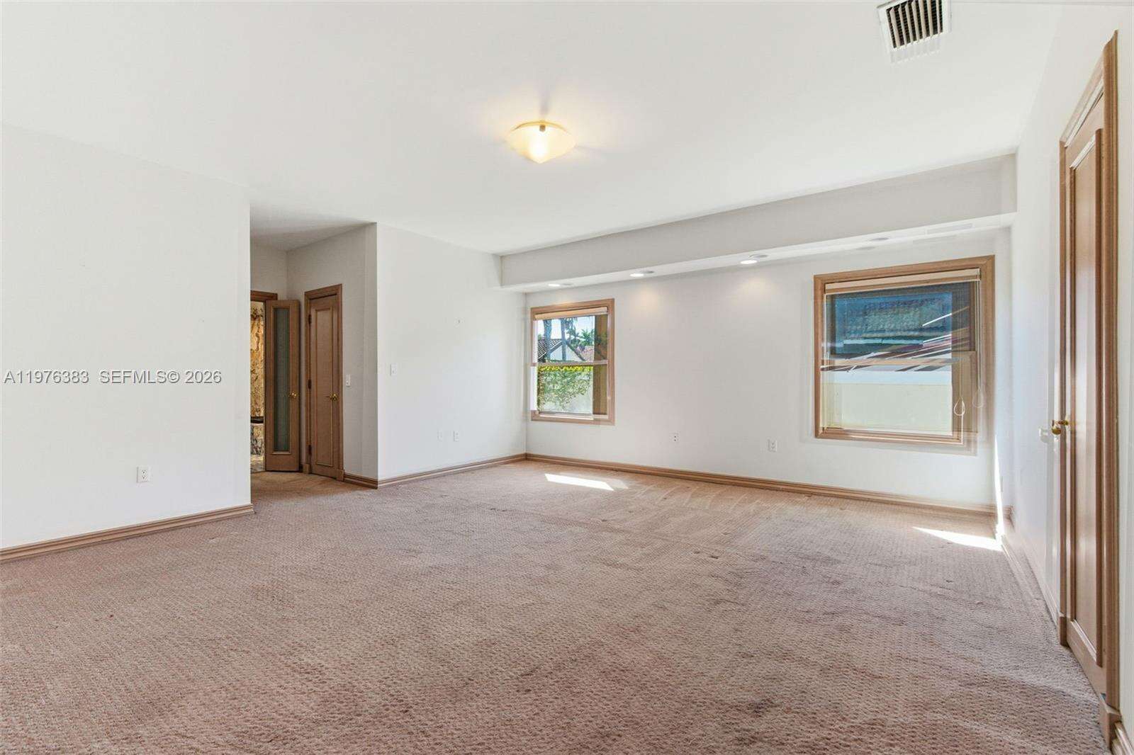 Miami | 9930 145th St N/A | Picture 41