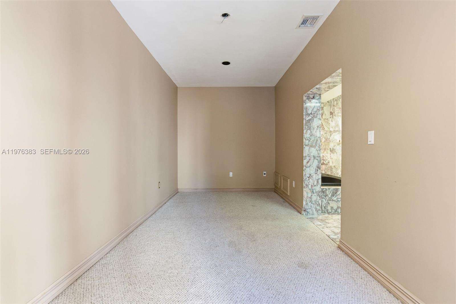 Miami | 9930 145th St N/A | Picture 48