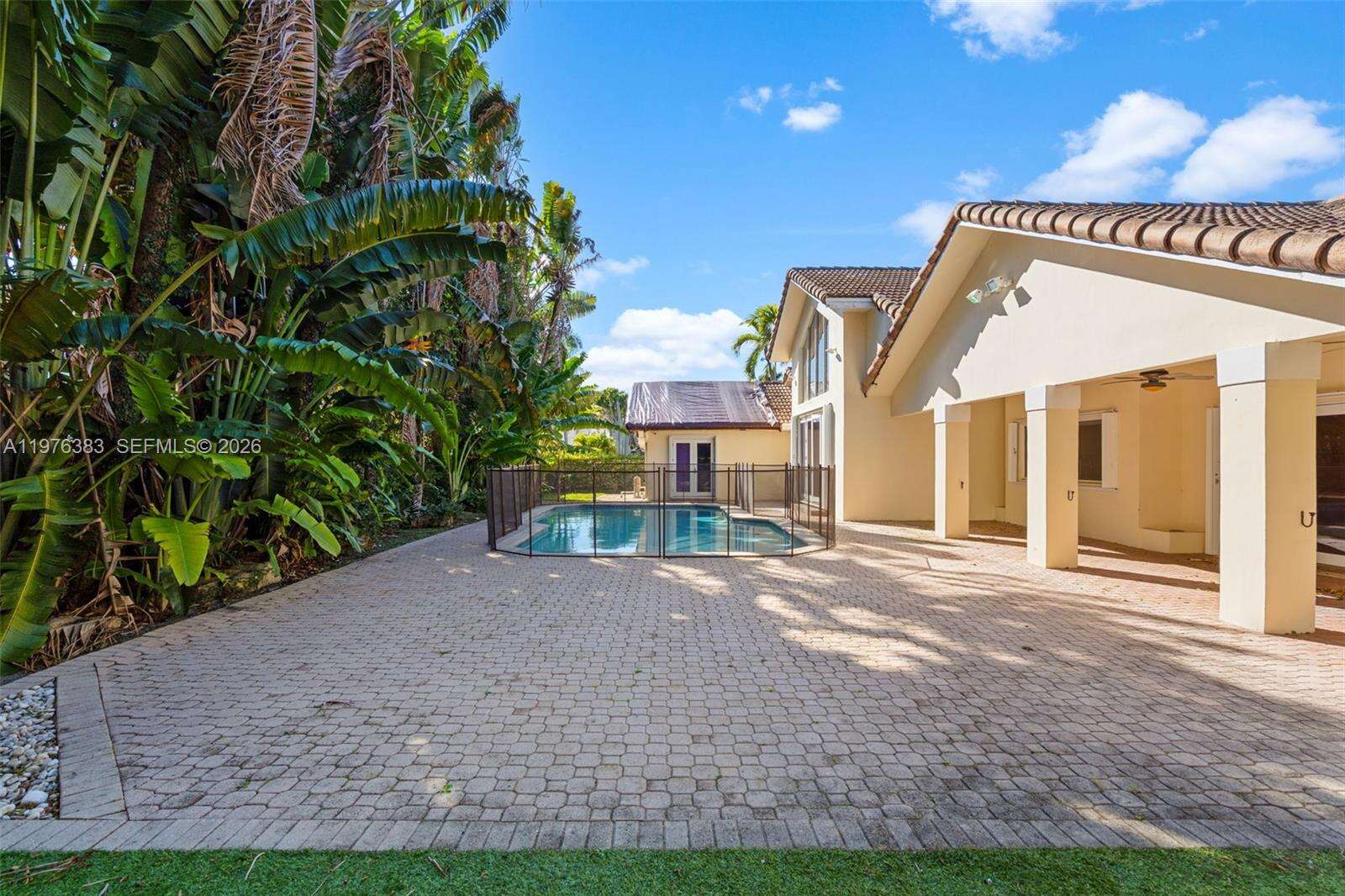 Miami | 9930 145th St N/A | Picture 68