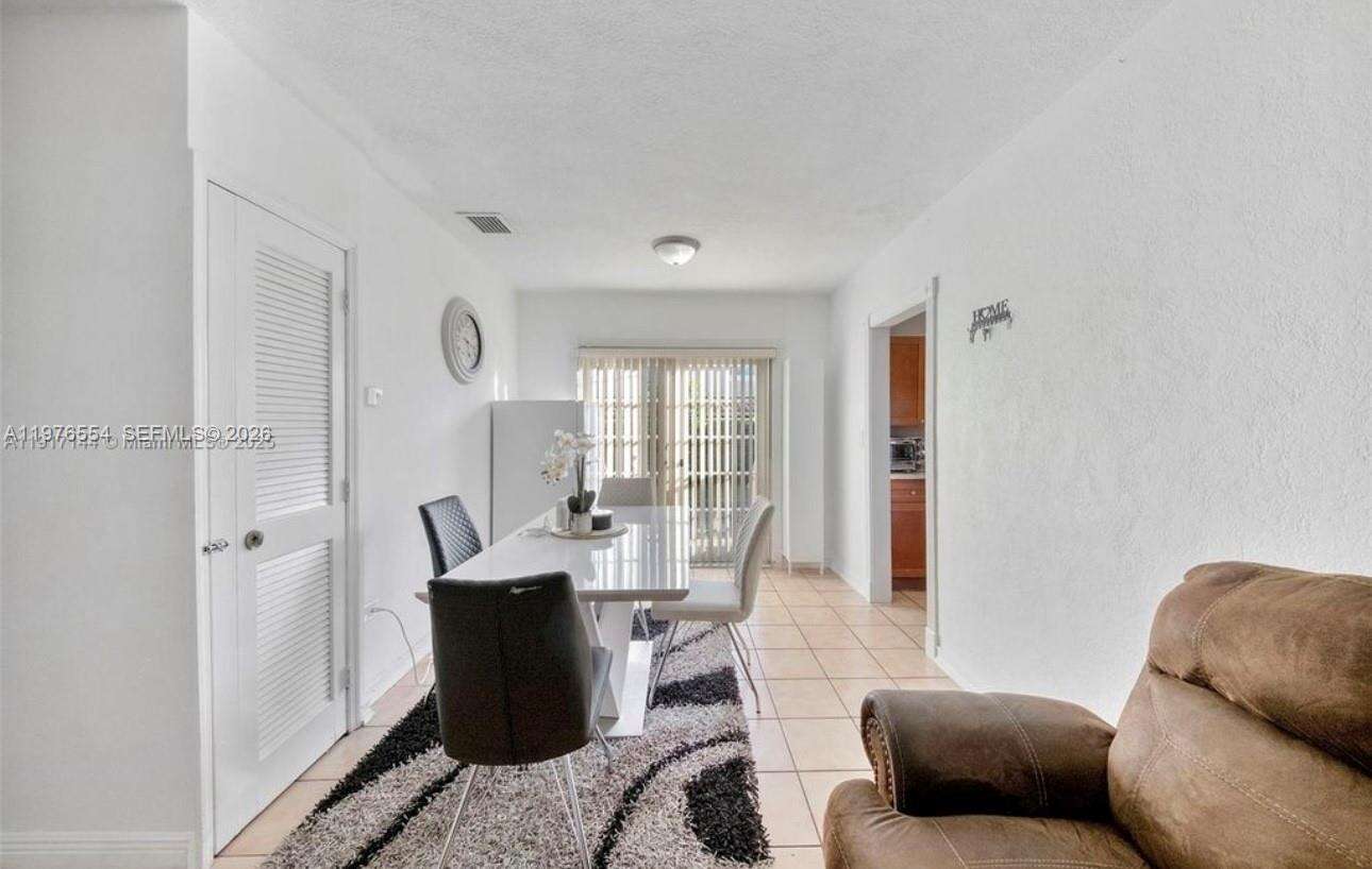 Miami | 5300 6th St N/A | Picture 12