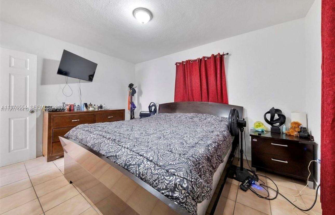 Miami | 5300 6th St N/A | Picture 16