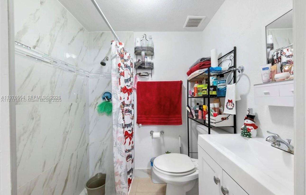 Miami | 5300 6th St N/A | Picture 17