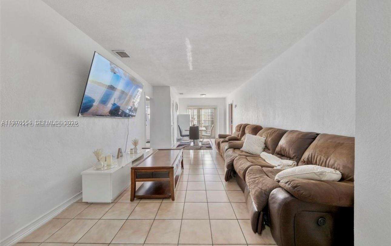 Miami | 5300 6th St N/A | Picture 10