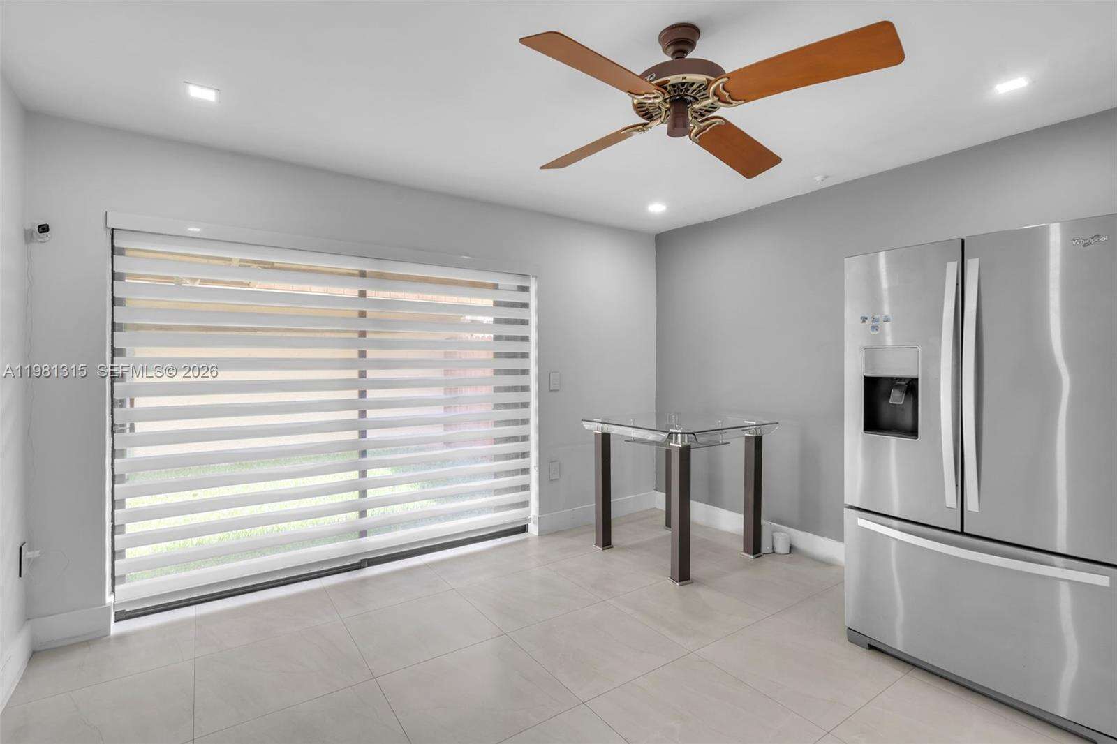 Miami | 19951 10th Place Way N/A | Picture 20