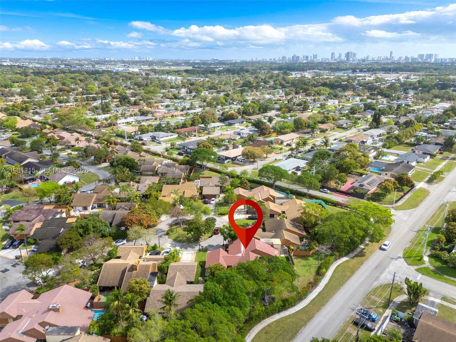 Miami | 19951 10th Place Way N/A | Picture 37