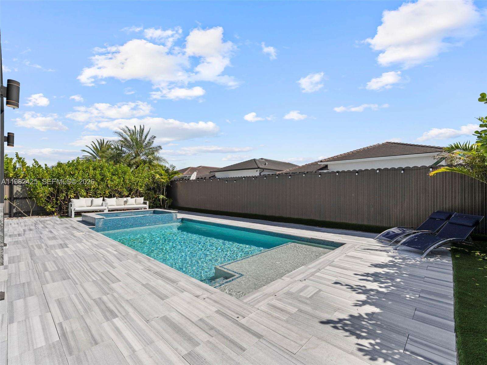 Miami | 14478 21st St N/A | Picture 40