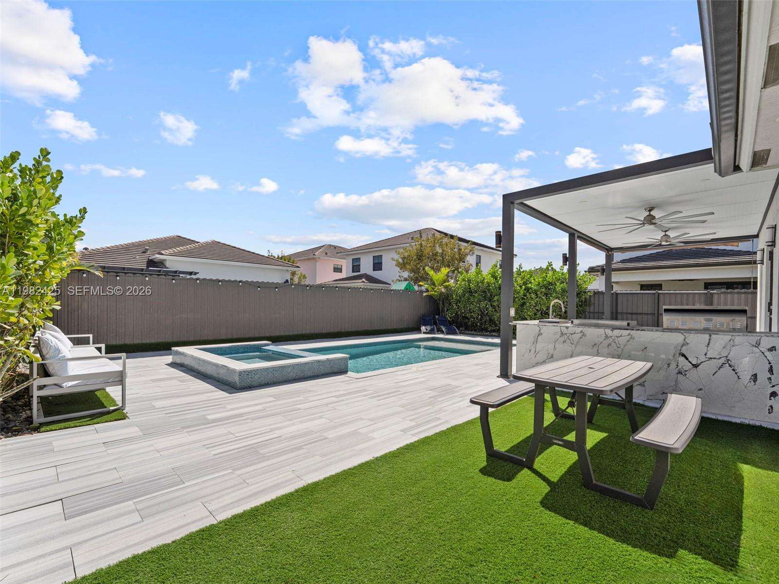 Miami | 14478 21st St N/A | Picture 42