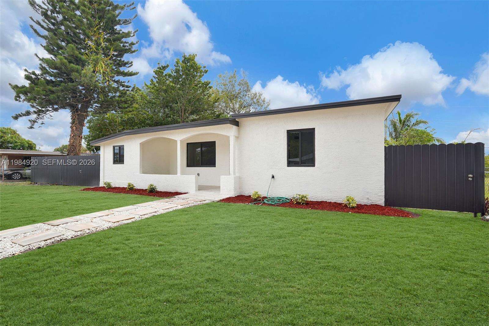 Miami | 1830 135th St N/A | Picture 1